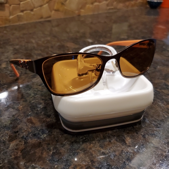 Vera Bradley Calista Frames - Picture 2 of 8